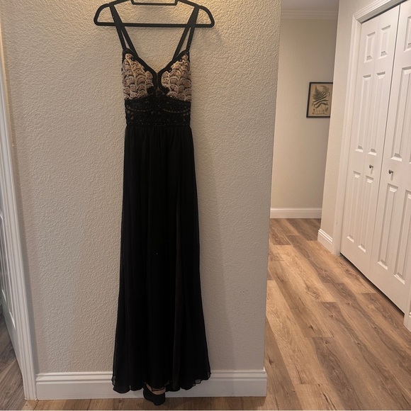 Sue Wong Nocturne Black Beaded Embroidered Maxi Gown Dress Size 4 Formal Prom - Picture 1 of 16